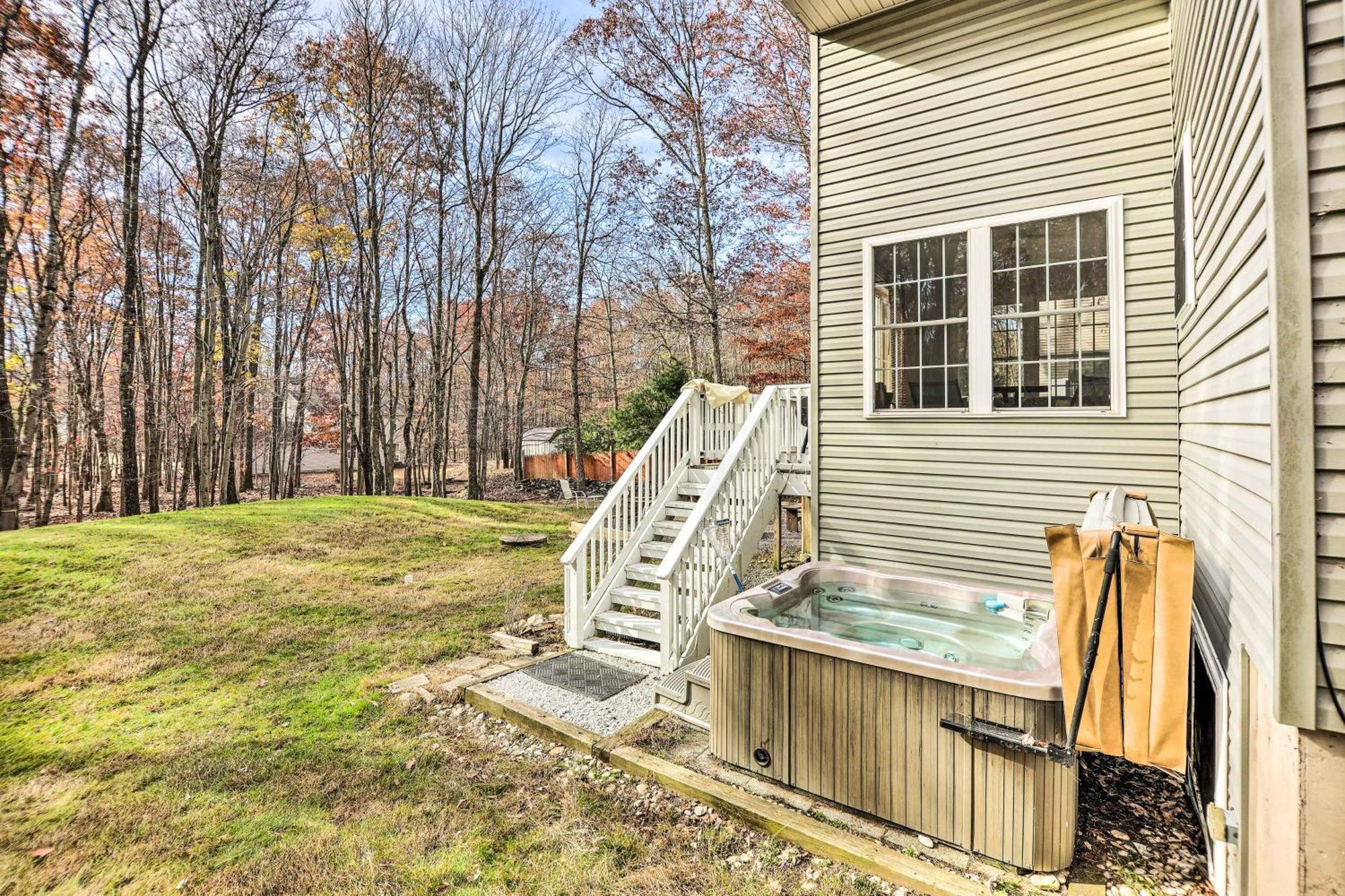 With Access And Hot Tub Holiday home *